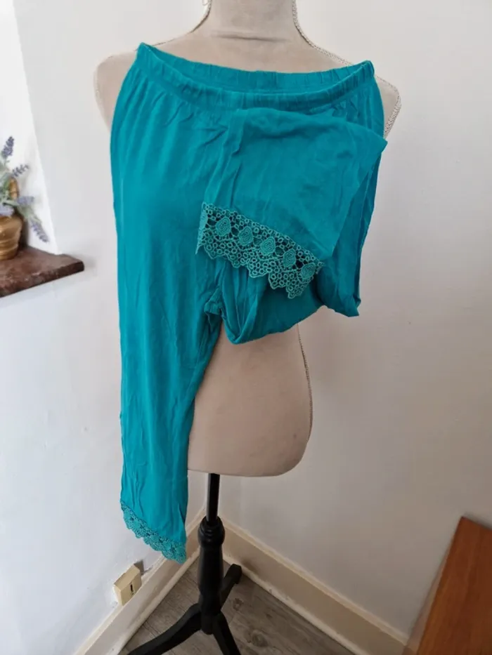 Leggings blanche porte taille 44 bleu turquoise