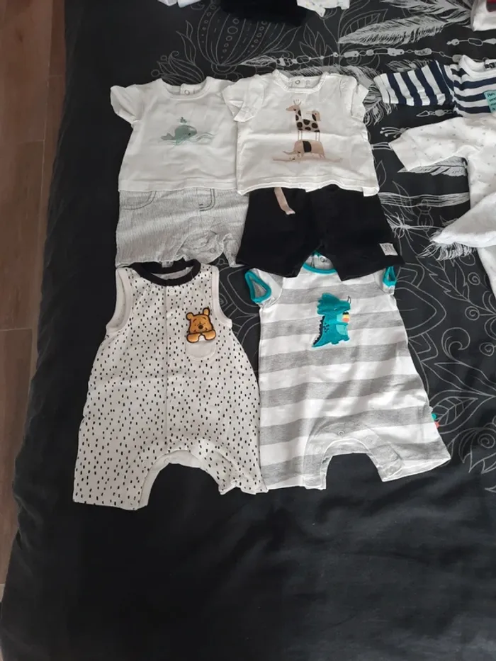 Lot 1 mois (29 pièces) - photo numéro 2