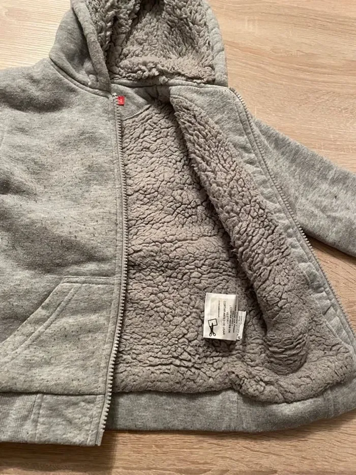 Gilet taille 5 ans - photo numéro 2