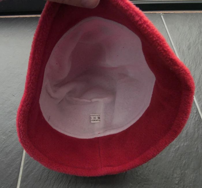 Joli chapeau en polaire fille T 52 cm neuf - photo numéro 3