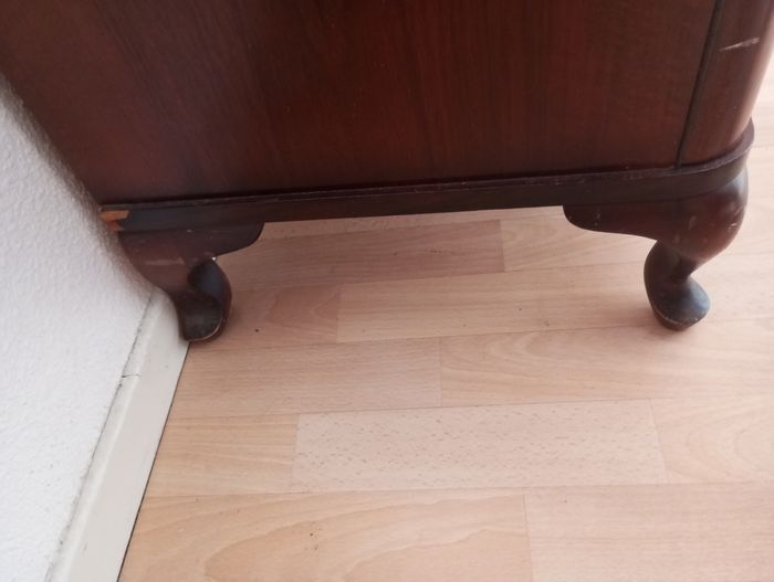 Buffet vintage bois avec rangement et plateau verre
🤎 - photo numéro 8