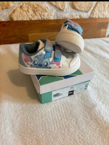 Baskets Disney Stitch – Taille 23 – Quasi neuves