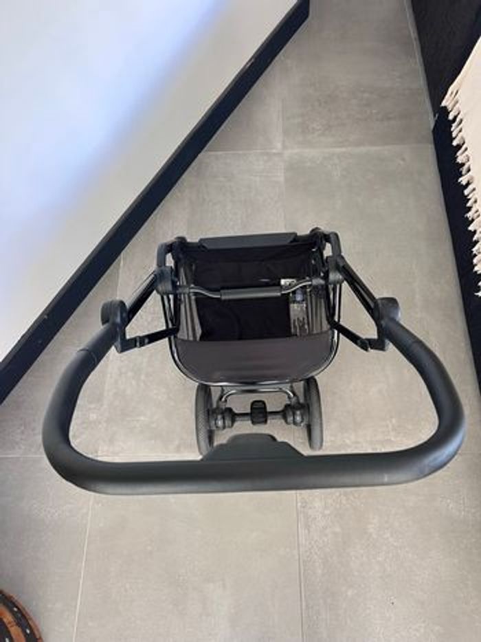 Poussette Maxi cosy + Landau + 2 adaptateurs - photo numéro 9
