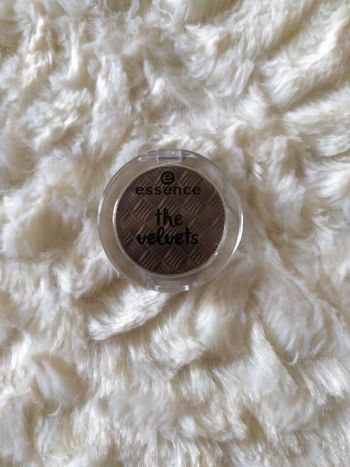 Essence The Velvets Eyeshadow - Fard à paupières