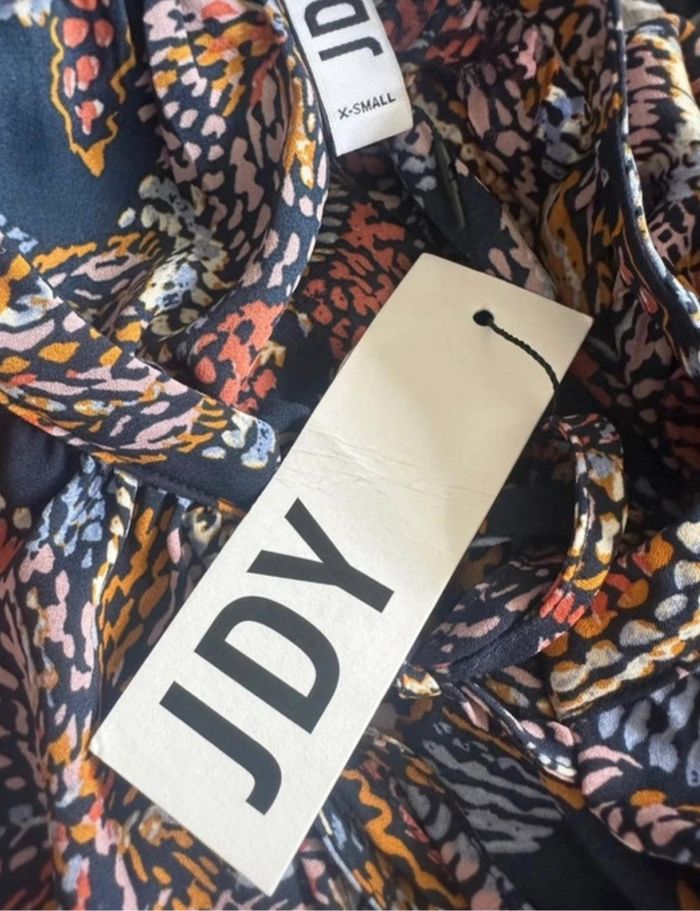 Robe fluide imprimée florale JDY – Taille XS (34) - Neuve avec étiquette - photo numéro 3