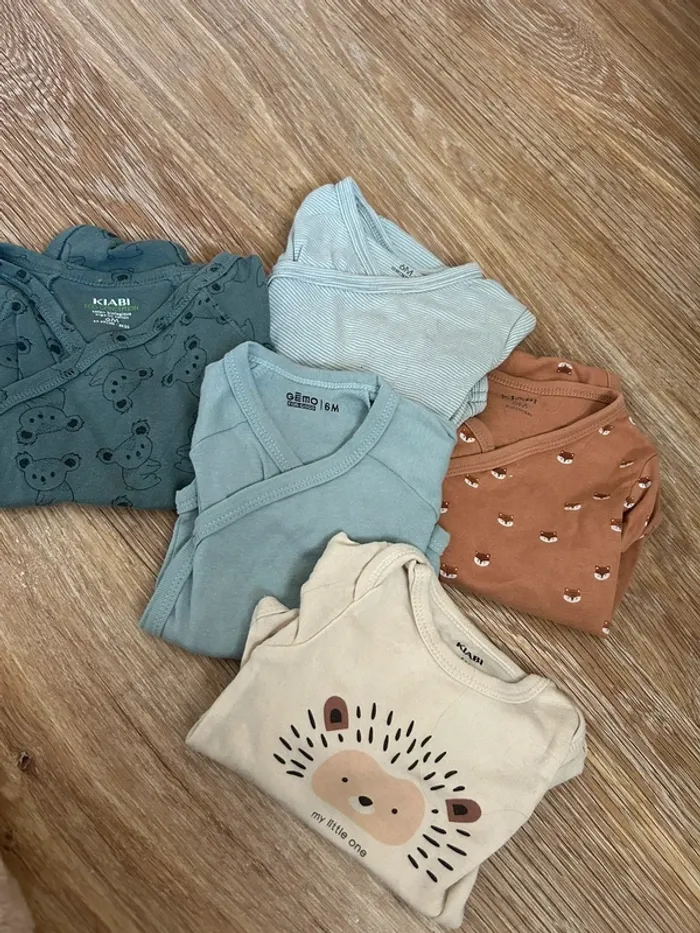 Lot body manches longues bébé