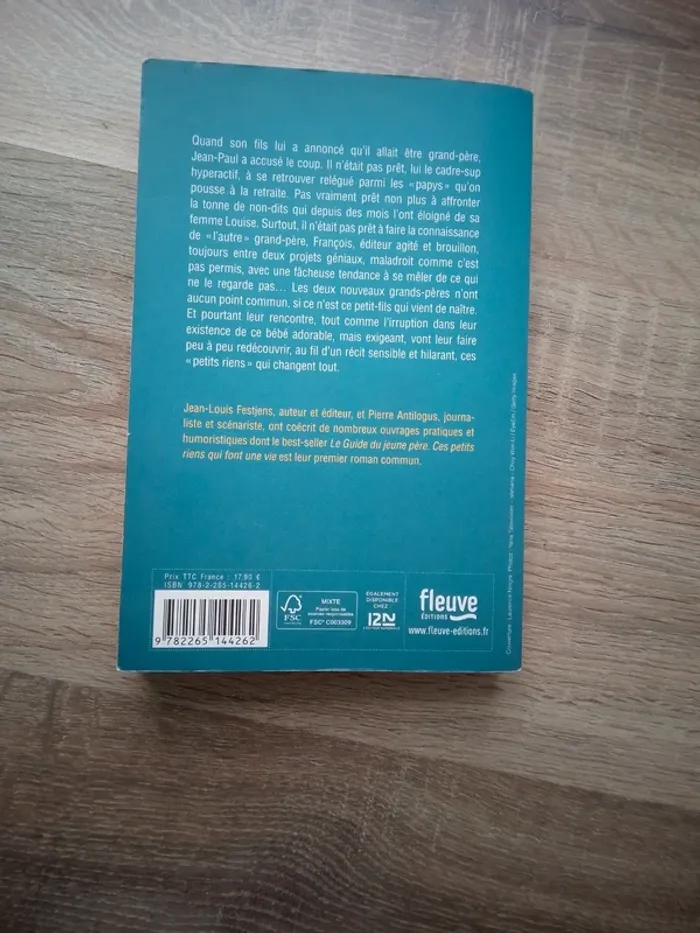 Livre : Ces petits riens qui font une vie - photo numéro 2