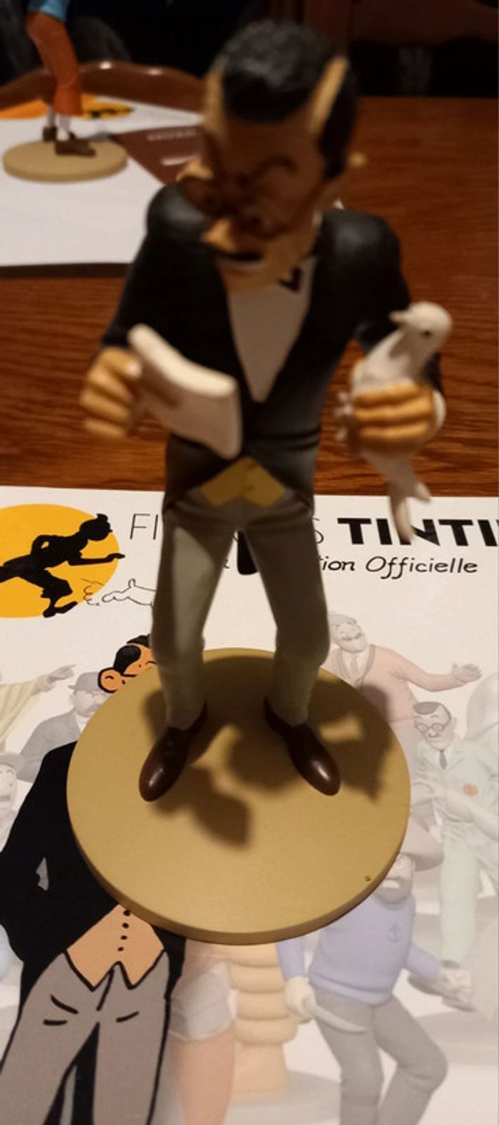 Figurine Mitsuhirato à la colombe - photo numéro 5