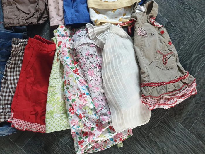 Lot de 31 vêtements été fille 6 mois - photo numéro 5