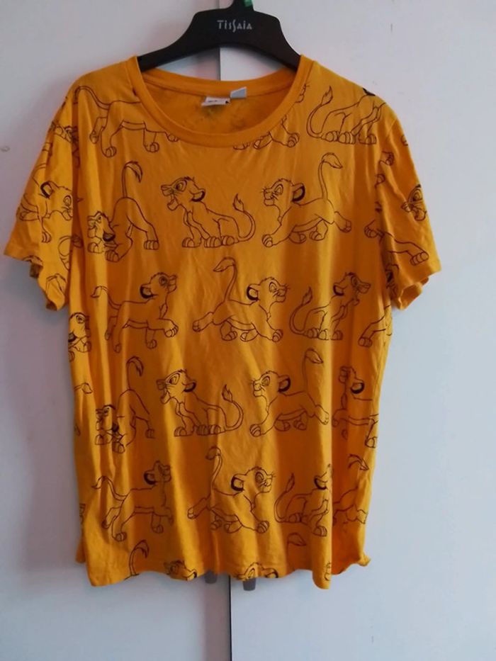 T-shirt Le roi lion taille L 42-44