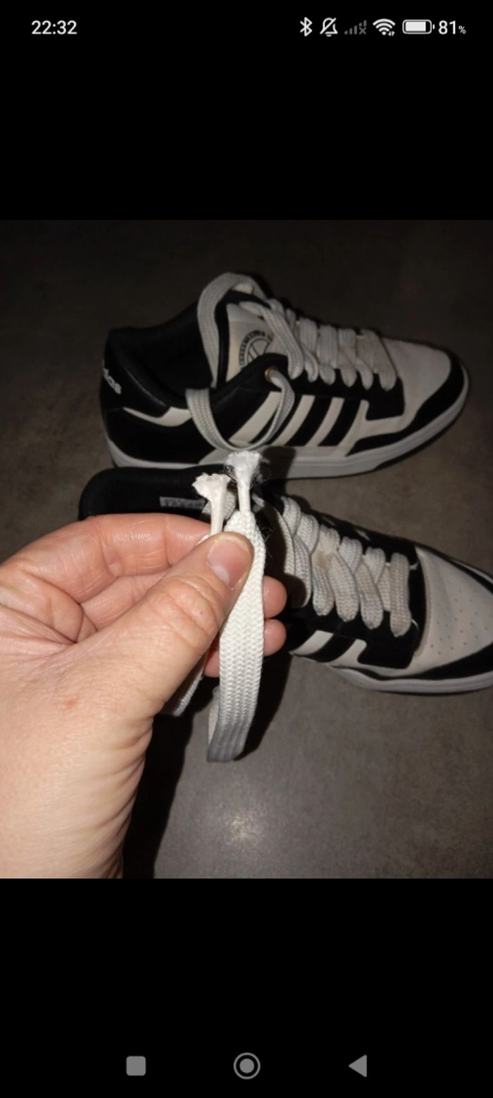 basket adidas 38 2/3 blanche et noir - photo numéro 5