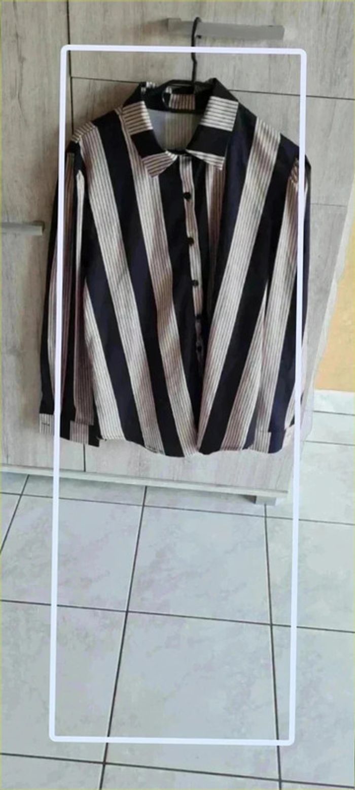 Chemise effet satin