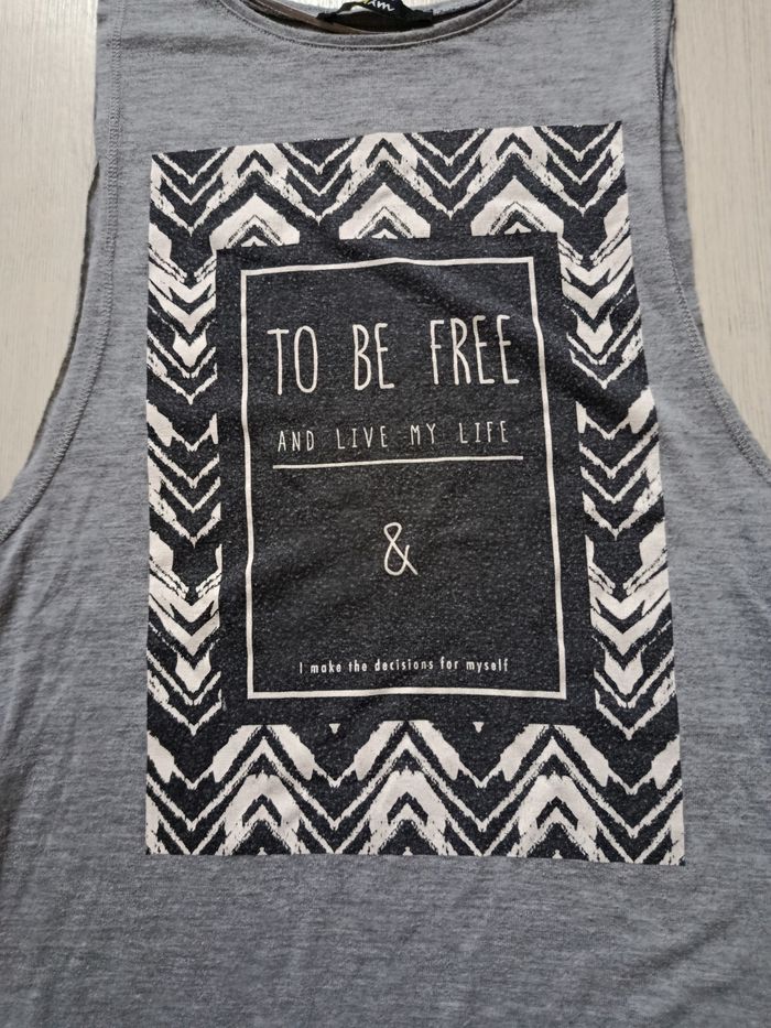 Débardeur marque mim taille XS - photo numéro 2