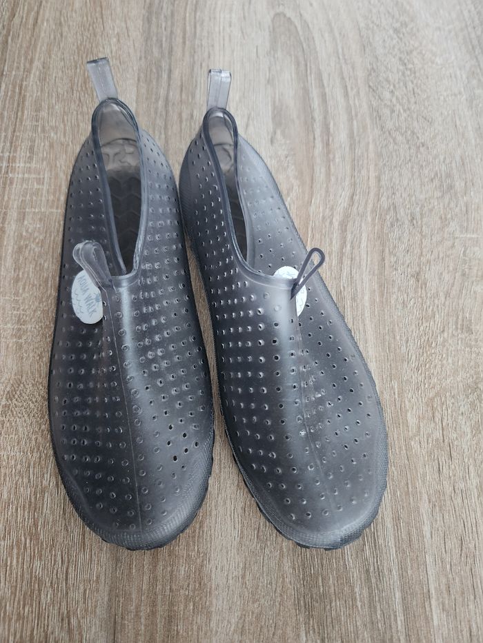 Chaussures d'eau - photo numéro 2