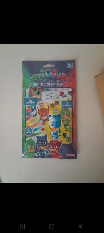 Set coloriages pyjamask