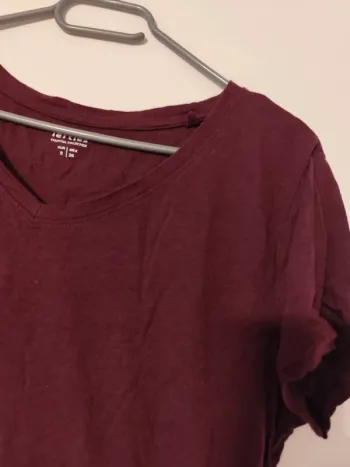 Tee shirt bordeau