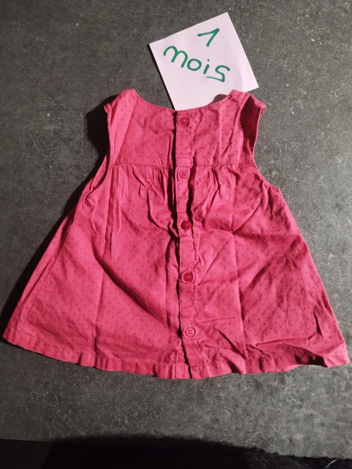 Robe rose 1 mois - photo numéro 4