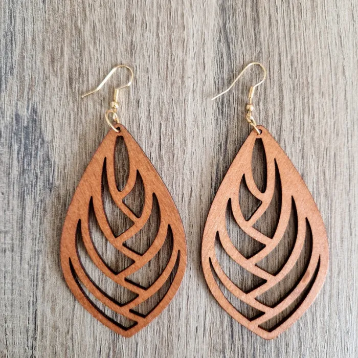 Boucles d'oreilles en bois - photo numéro 2