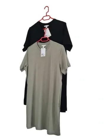 2 robes hm mama /nursing