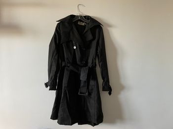 Trench-coat