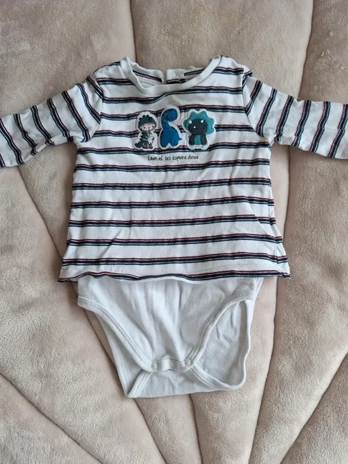 Lot de 2 bodies t-shirt et un t-shirt - photo numéro 4
