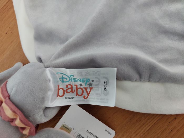 Doudou plat Dumbo éléphant - Disney Baby - photo numéro 6