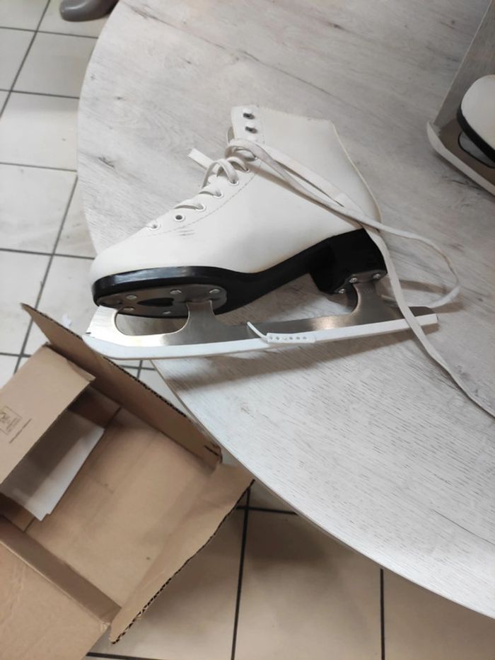 Patins à glace - photo numéro 2