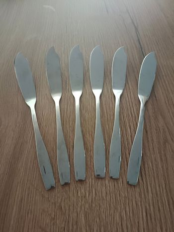 Lot de 6 couteaux à poisson neufs