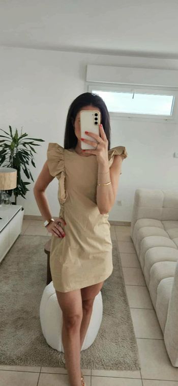 Robe Zara camel en excellent état.