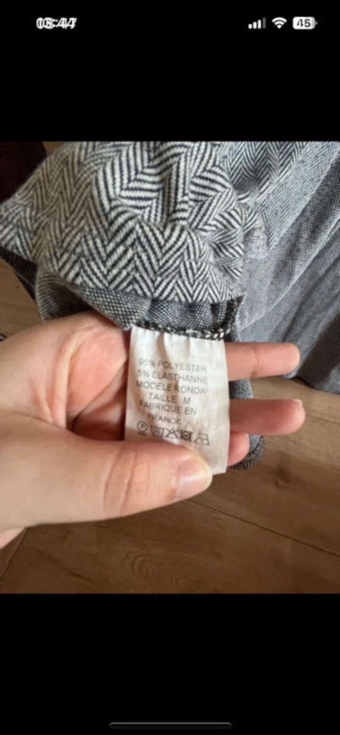 Robe longueur genou  taille M - photo numéro 4