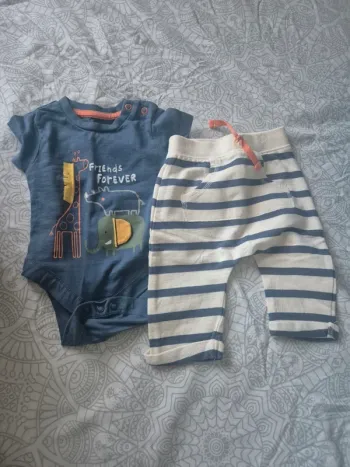 Ensemble body et pantalon