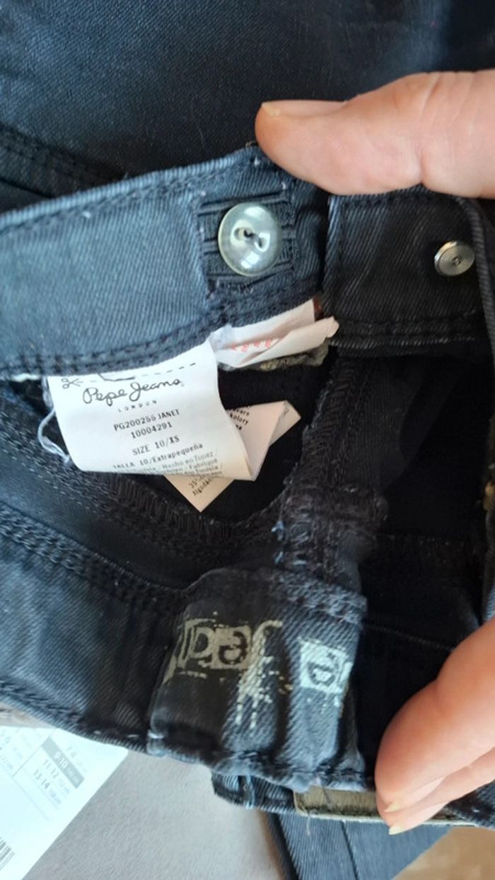 Jean noir - photo numéro 7