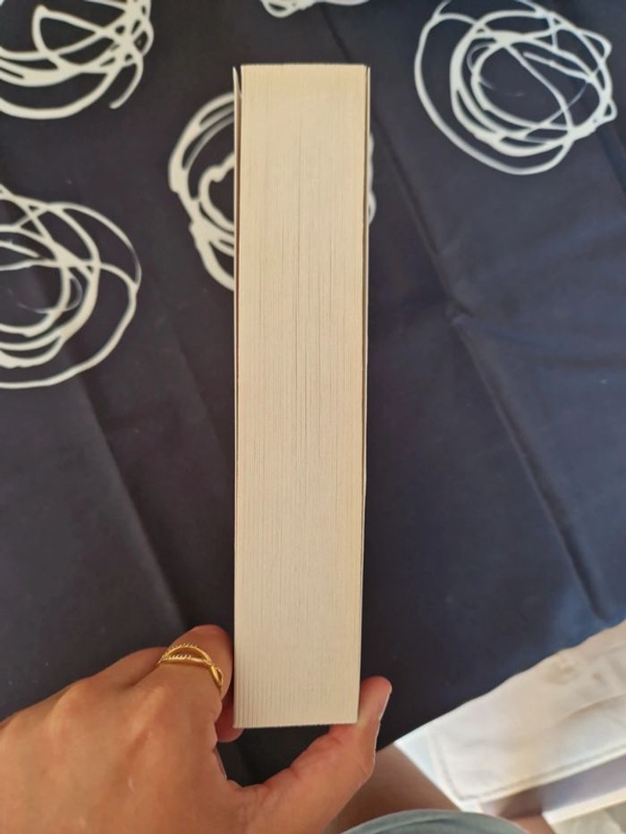 Livre "Nous étions les reines" - photo numéro 3