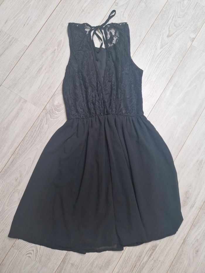 Robe noire kiabi Taille 40 - photo numéro 2