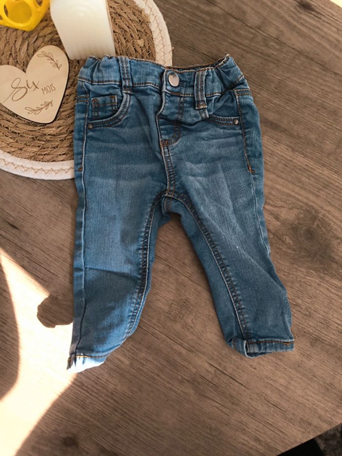 Jeans 6 mois - photo numéro 2