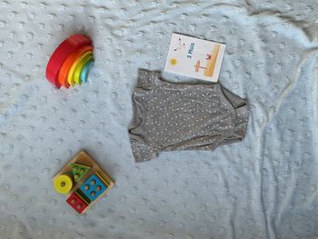 body manches courtes gris motifs étoiles blanc 3 mois gémo