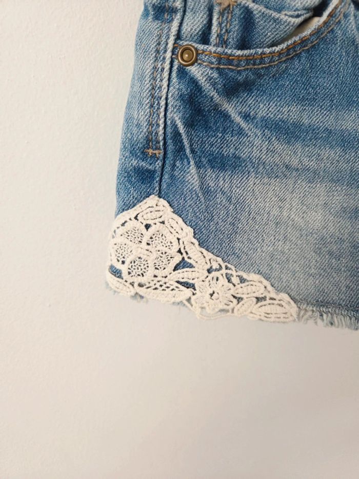Joli short Zara 9/12 mois - photo numéro 2