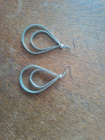 Jolies boucles d'oreilles