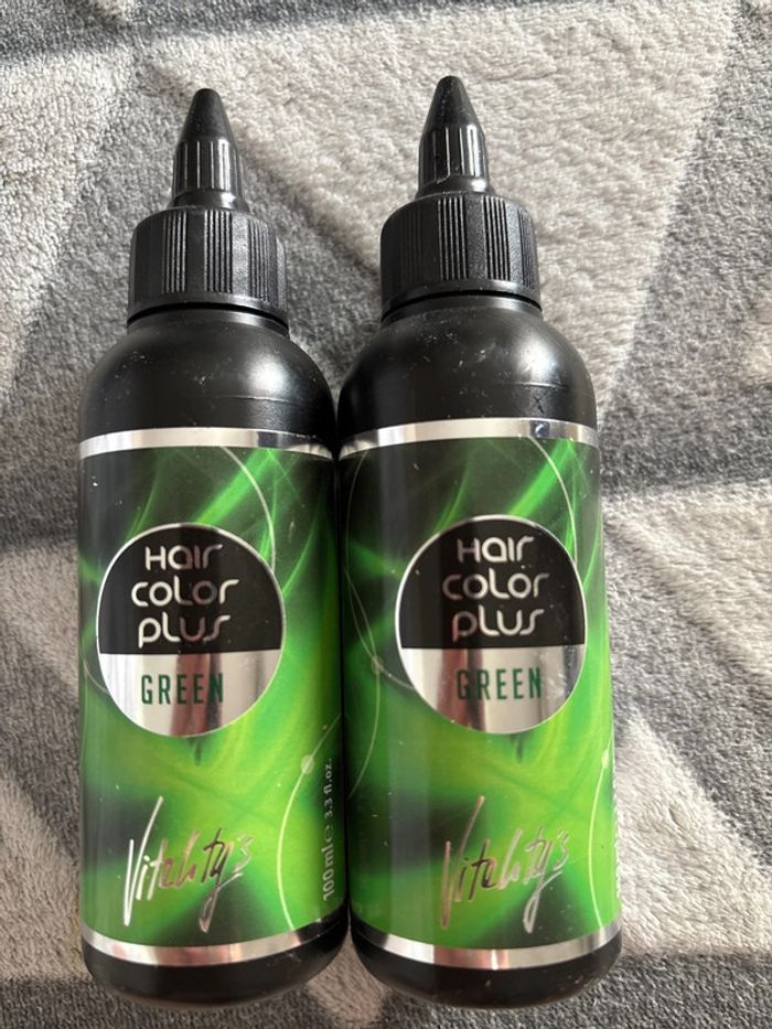 Vitality’s hair color plus green - photo numéro 2