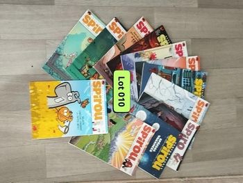 Lot de 12 magazines SPIROU année 2011 L010  7579737822