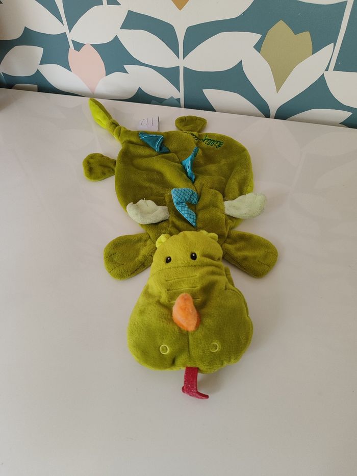 Doudou plat dragon lilliputiens