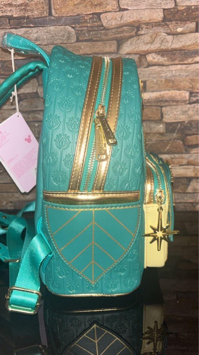 Sac à dos loungefly Tiana la princesse et la grenouille - photo numéro 4