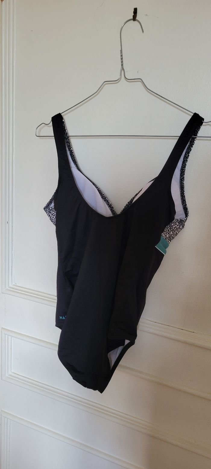 Maillot de bain une pièce - photo numéro 2