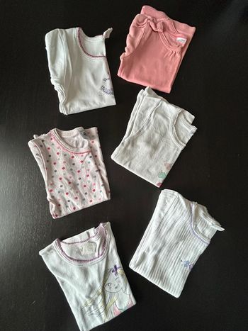 Lots maillots de corps 4 ans