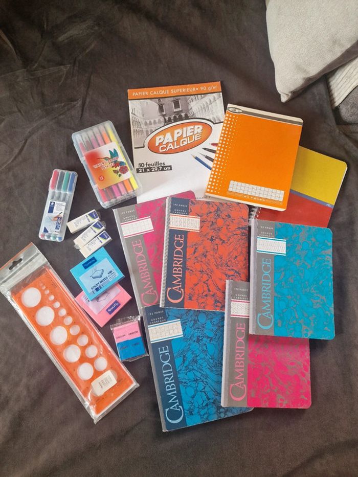 Lot fourniture scolaires n°2 - photo numéro 3