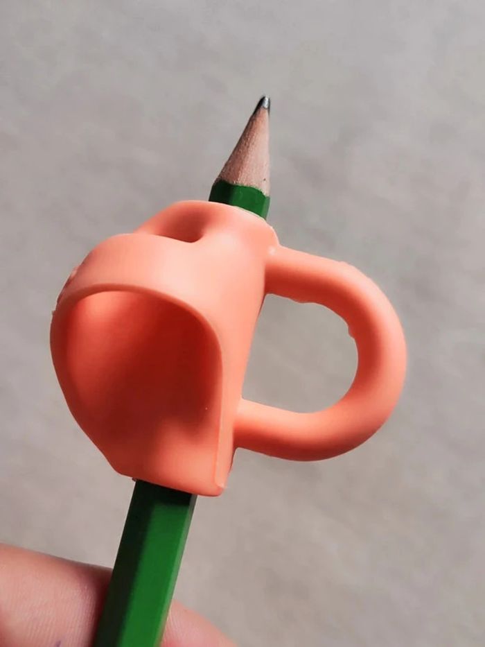Correcteur de posture d'écriture en silicone souple - photo numéro 5