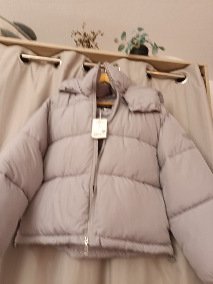 DOUDOUNE MODE FEMME ENTIÈREMENT NEUVE AVEC L ÉTIQUETTE - photo numéro 6