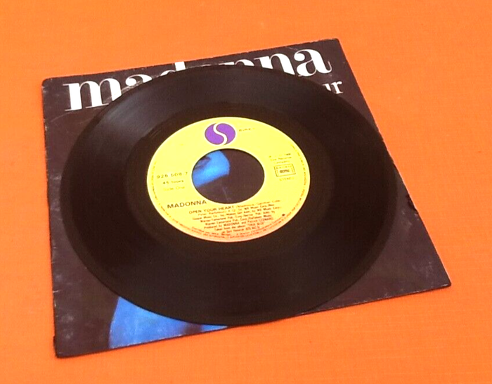Vinyle 45 tours Madonna Open your heart (1986) - photo numéro 4
