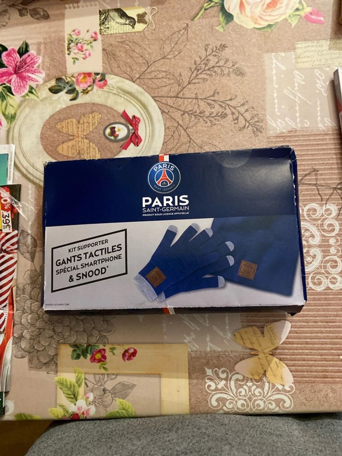 Kit PSG gants et cache cou - photo numéro 4