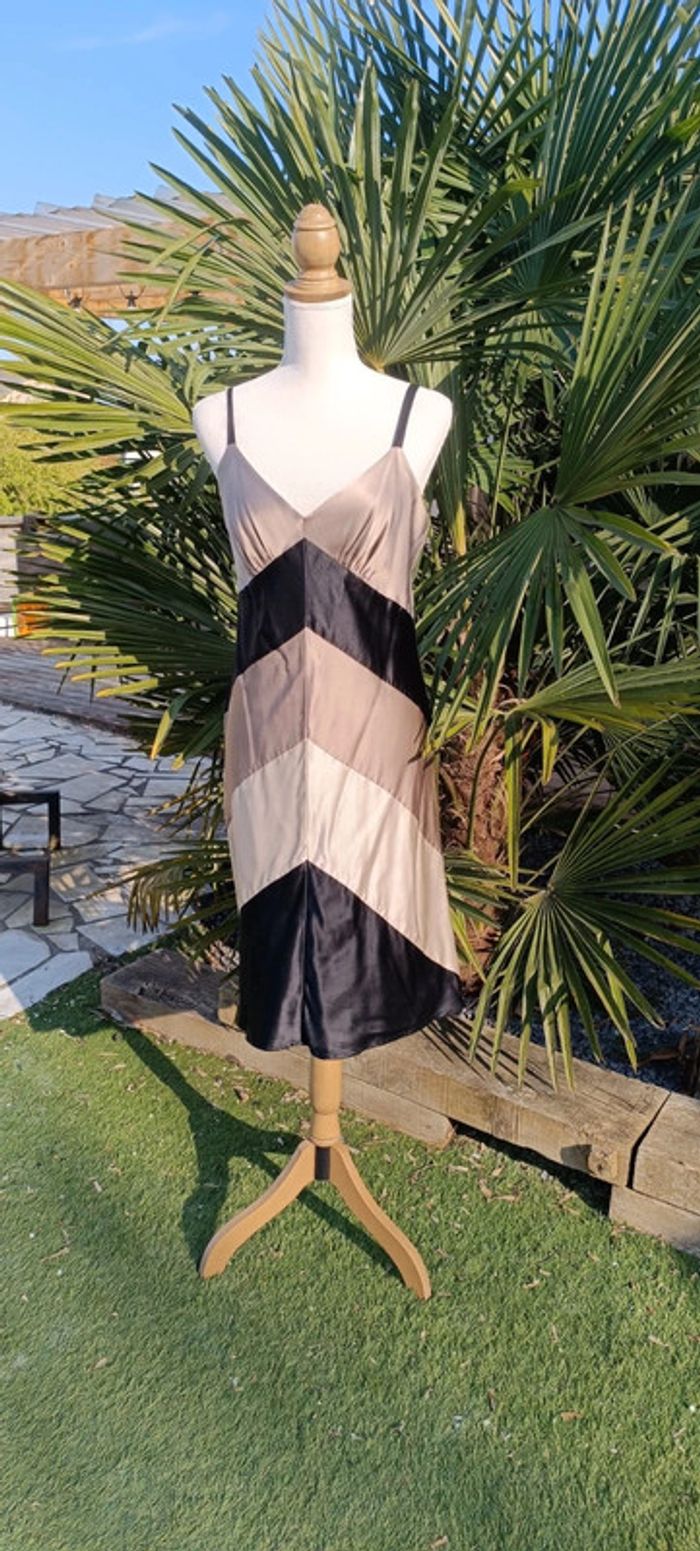 Robe en soie BCBG maxazria - photo numéro 14